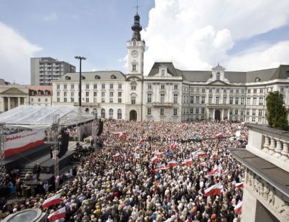 „Bądźmy razem!” - wystąpienie Jarosława Kaczyńskiego na pl. Teatralnym w Warszawie