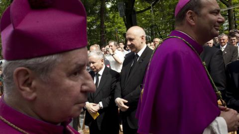 Jarosław Kaczyński oddał hołd Matce Bożej Piekarskiej - Piekary Śląskie, 30 maja 2010