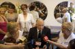 Fryzjerki: Jarosławowi Kaczyńskiemu dobrze z siwizną